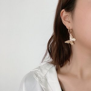 Butterfly temperament earrings