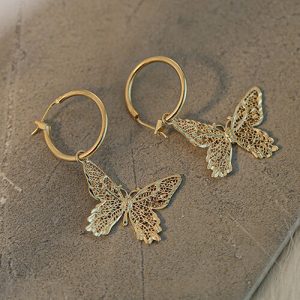 Butterfly temperament earrings