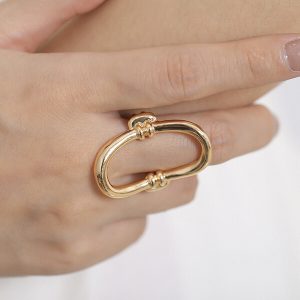 Curved O ring