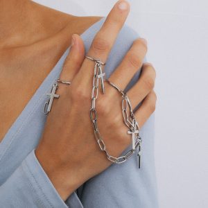 Cross tassel ring set