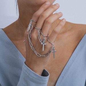 Cross tassel ring set