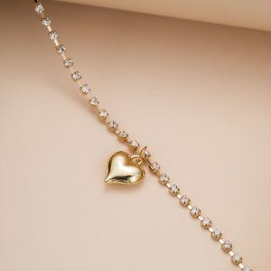 Heart pendant necklace