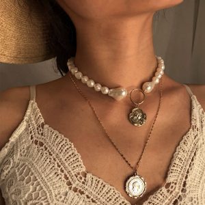 Multilayer Shaped Pearl Necklace