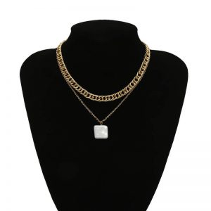 Square pendant clavicle chain