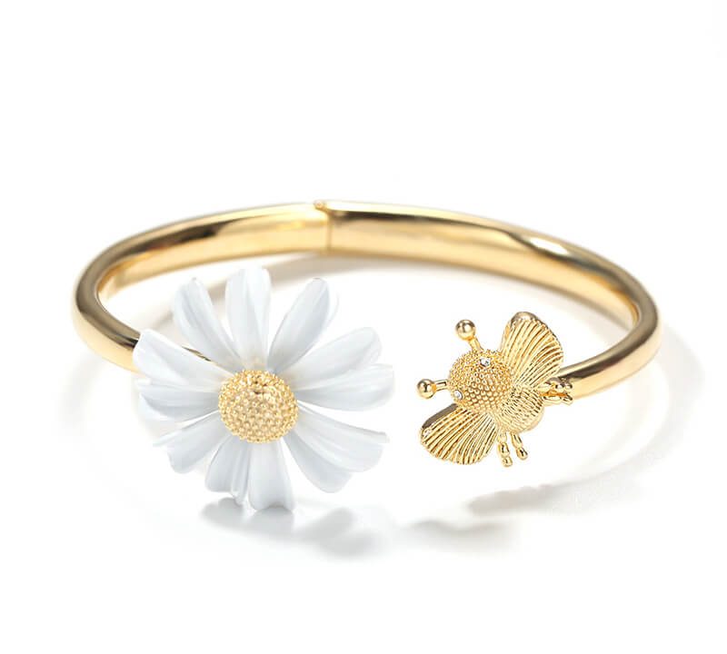 Daisy bee opening design bracelet