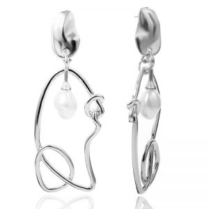 Asymmetric earrings