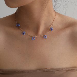 Flower necklace