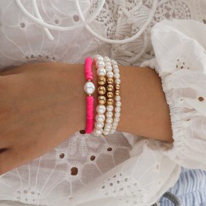 Large pearl bracelet