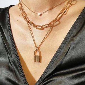 Love lock necklace