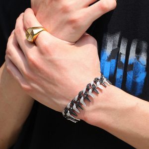 Rivet bracelet