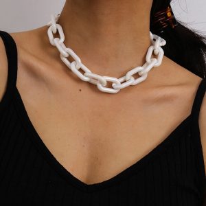 Thick cross chain