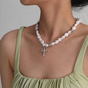 cross necklaces for women