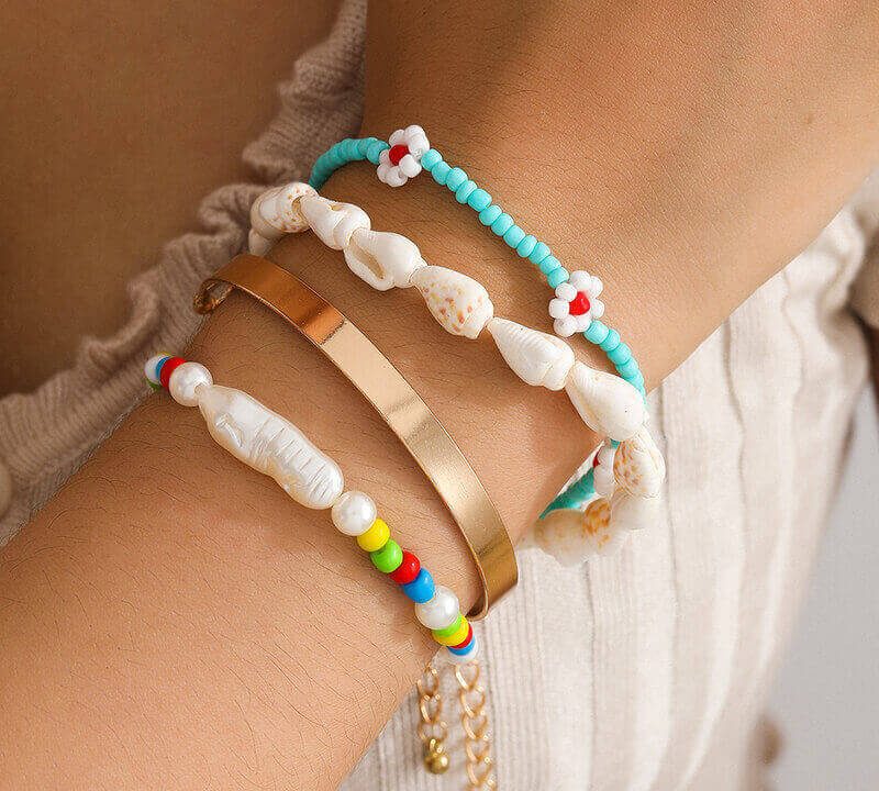 Seashell bracelet